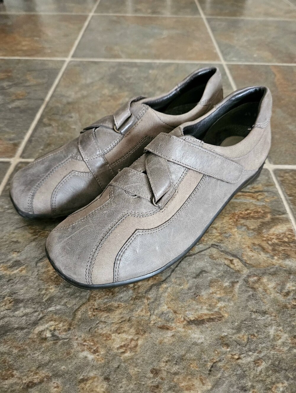Ara Leather Oxford Style Walking Shoes